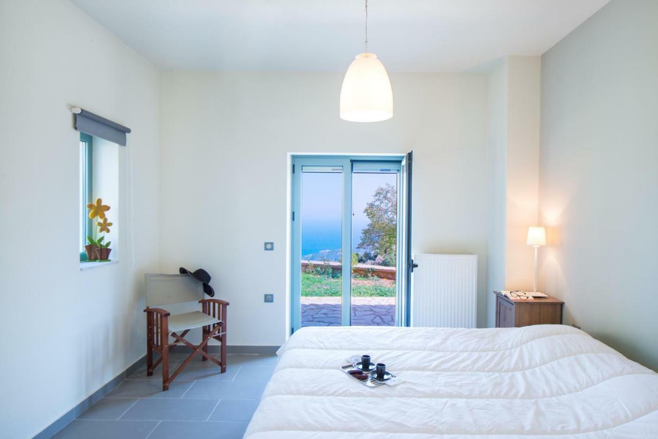 Villa Serenis Porovitsa Exteriör bild