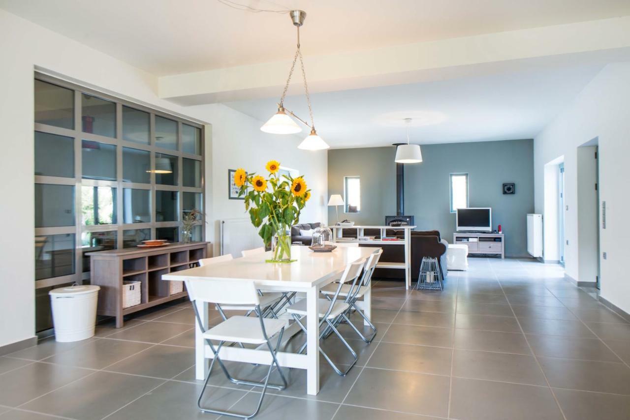 Villa Serenis Porovitsa Exteriör bild